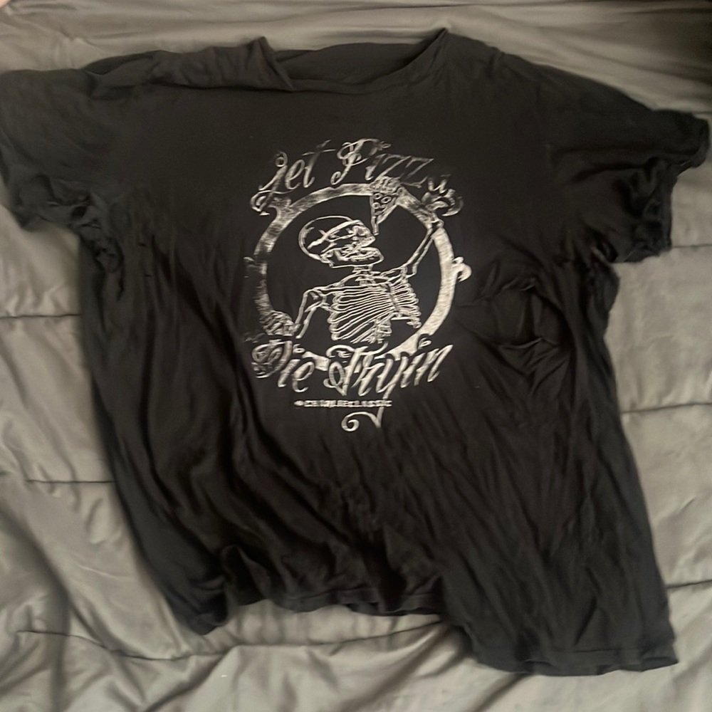 Graphic black tee